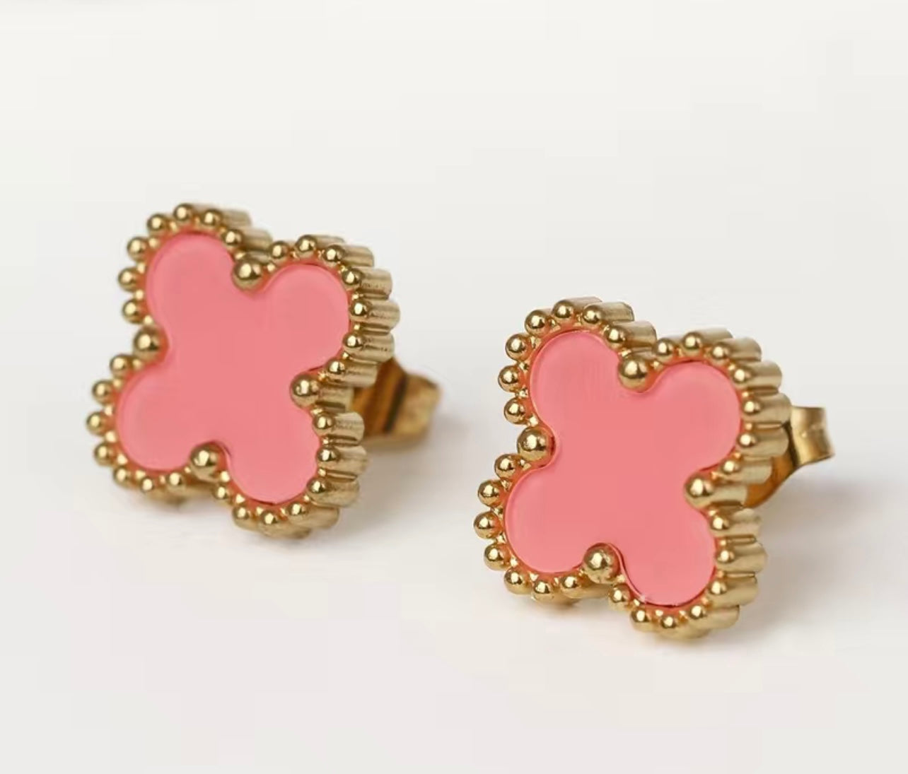 Giannah Clover Stud Earrings